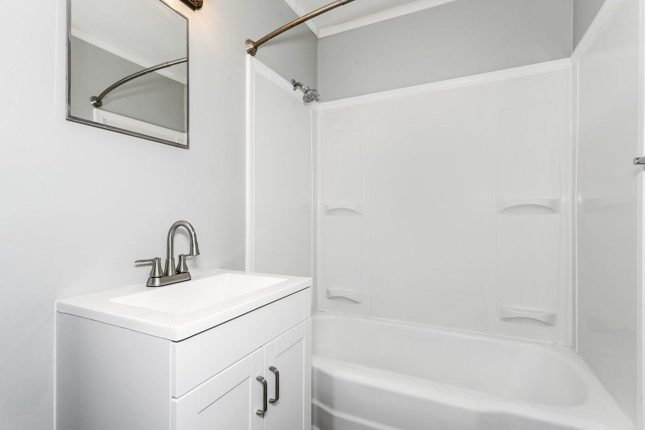 6009 E Gilbert St - Photo 4 of 13
