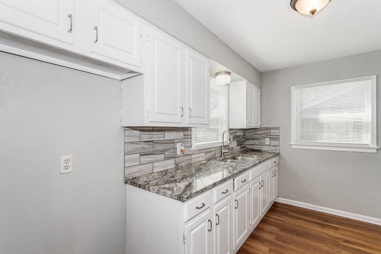 6009 E Gilbert St - Photo 6 of 13