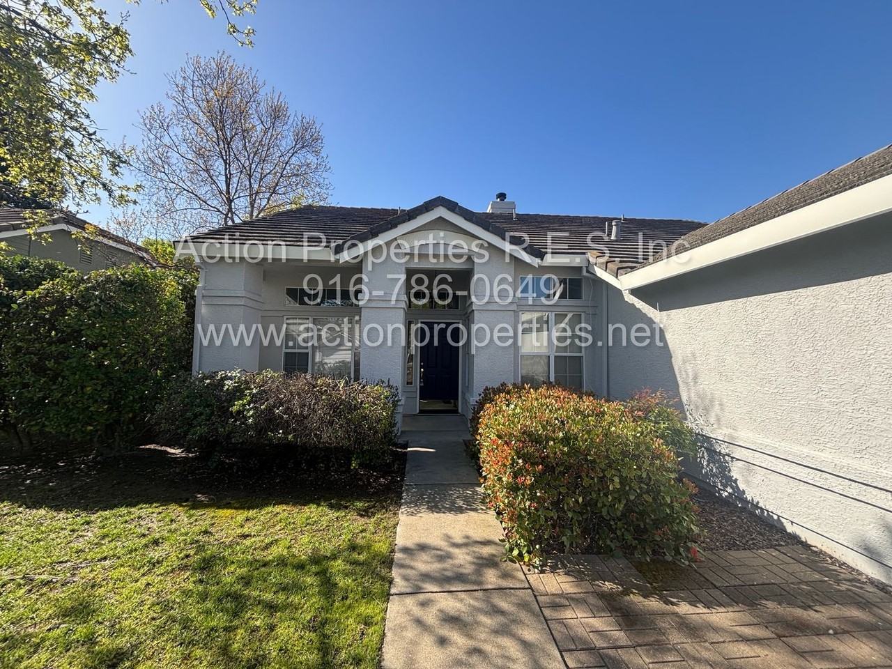 2432 Stefanie Dr - Photo 4 of 30