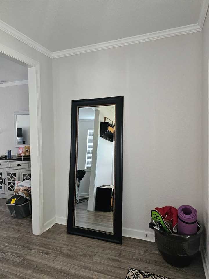 1949 Bexley Ln - Photo 4 of 38