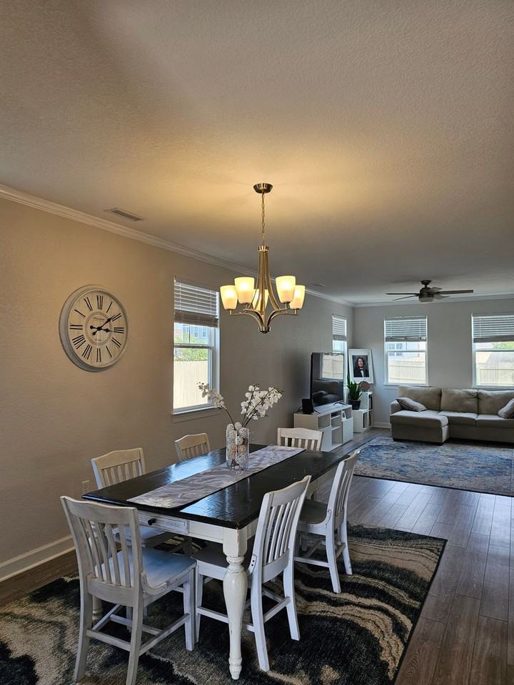 1949 Bexley Ln - Photo 5 of 38