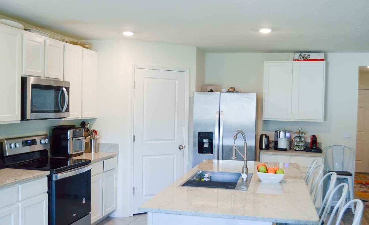 24597 Nw 23rd Ln - Photo 3 of 20