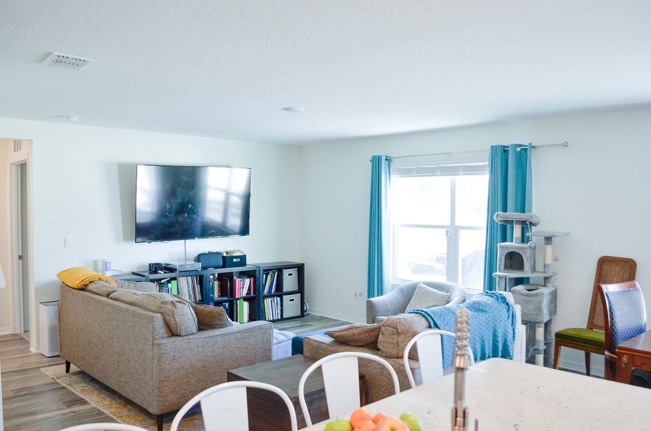 24597 Nw 23rd Ln - Photo 4 of 20