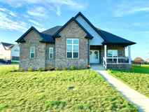 585 Dexter Dr - Photo 1 of 1