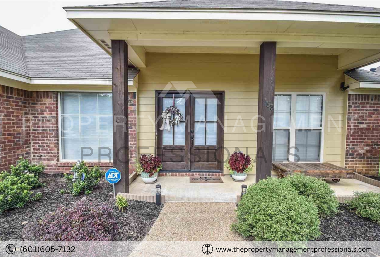 168 Harvey Cir - Photo 4 of 27