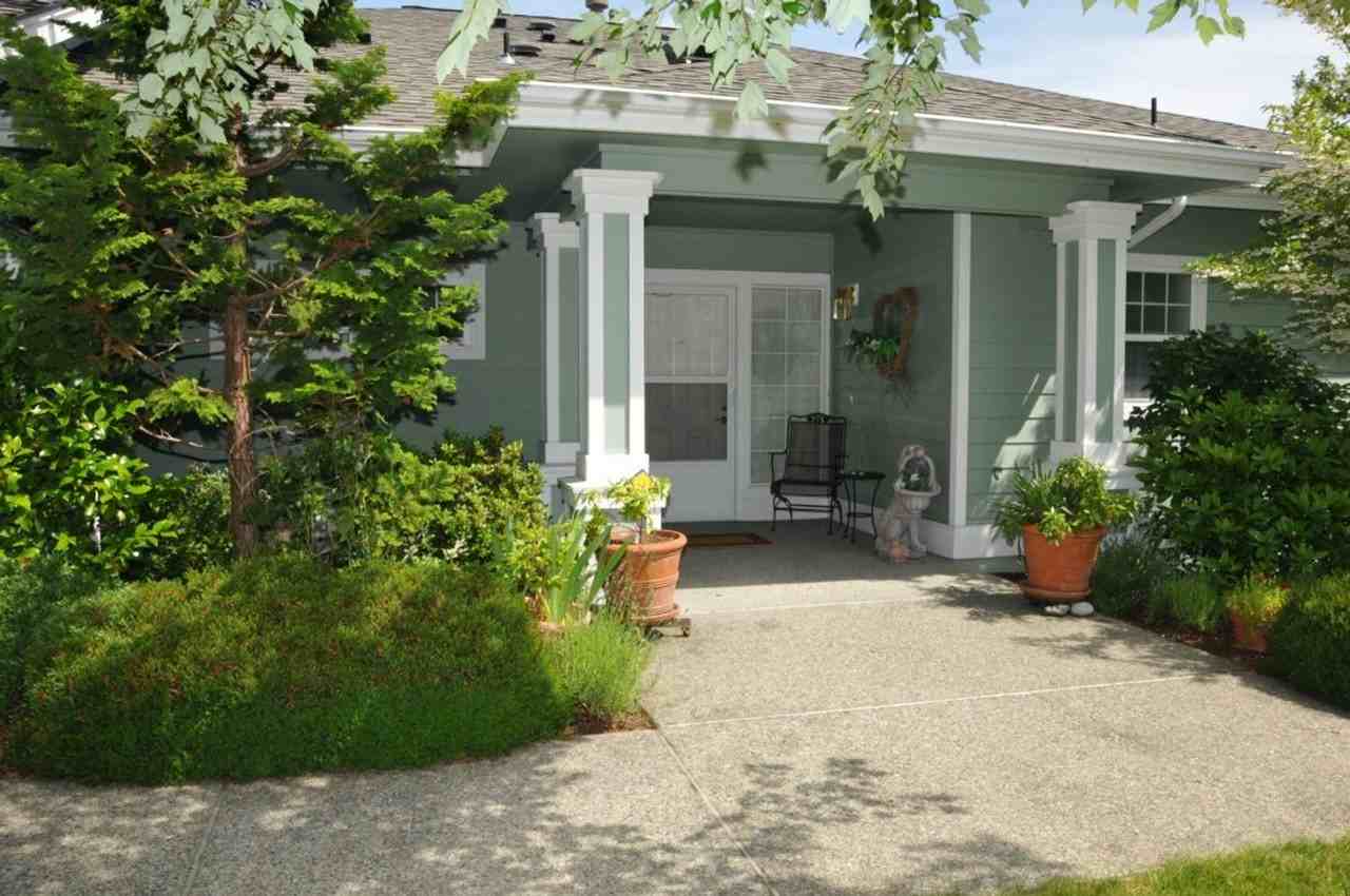 22562 Se 45th St - Photo 2 of 26