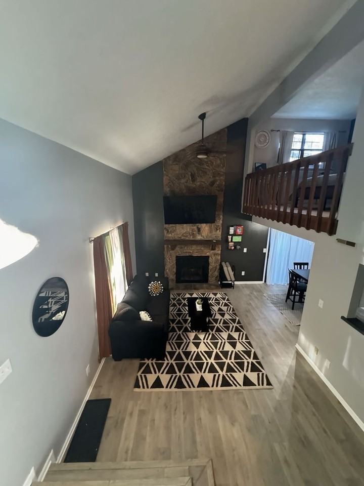 1494 Sanzon Dr - Photo 3 of 14