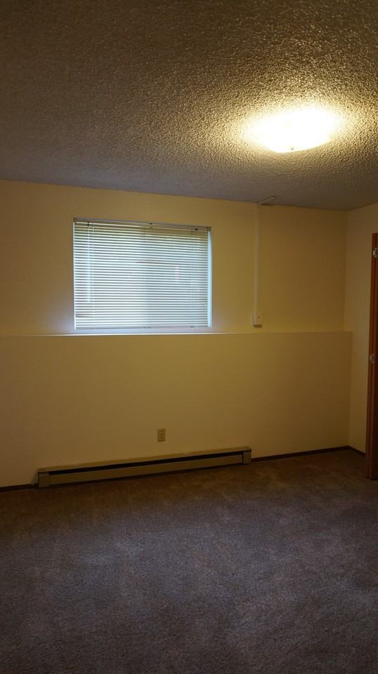 201 - Photo 5 of 6