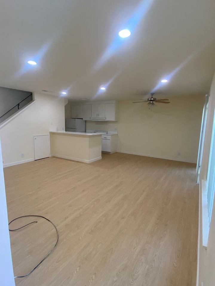 4692 Doane St - Photo 2 of 18