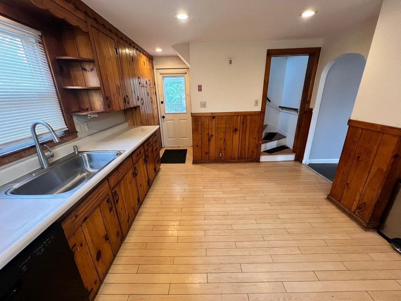 1 Bolton St - Photo 6 of 27