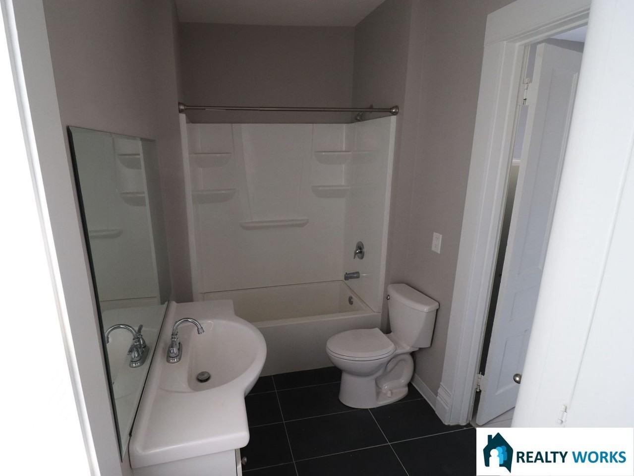 1844 D St - Photo 6 of 10