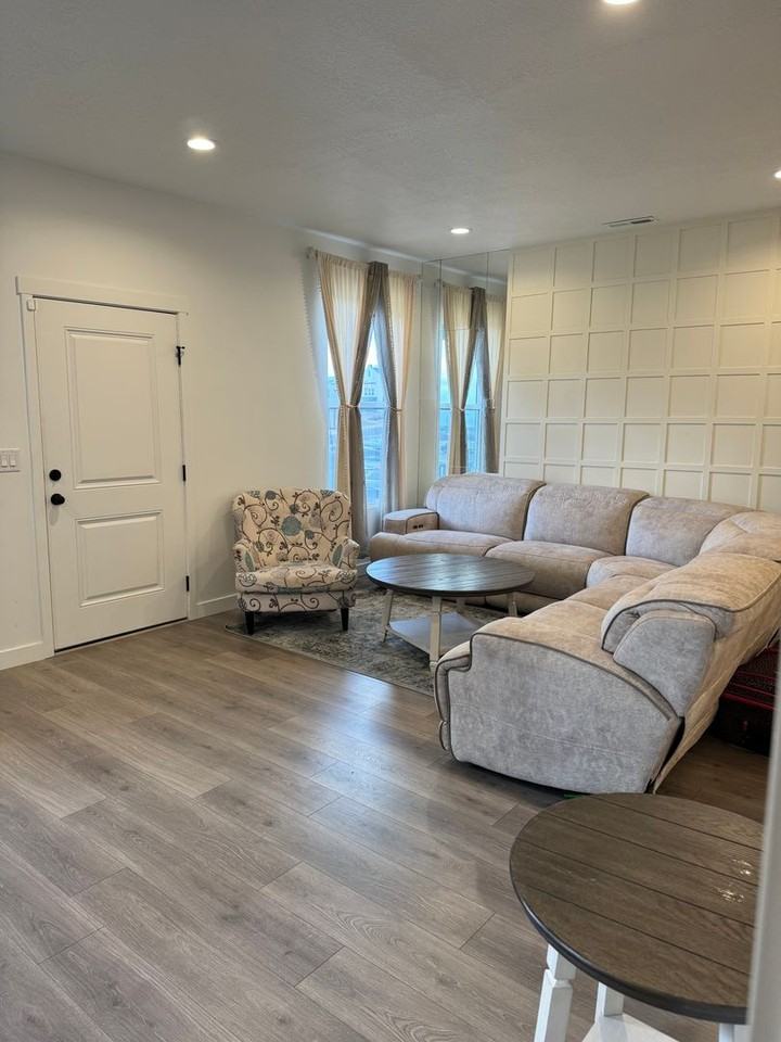 6208 W South Jordan Pkwy - Photo 4 of 40