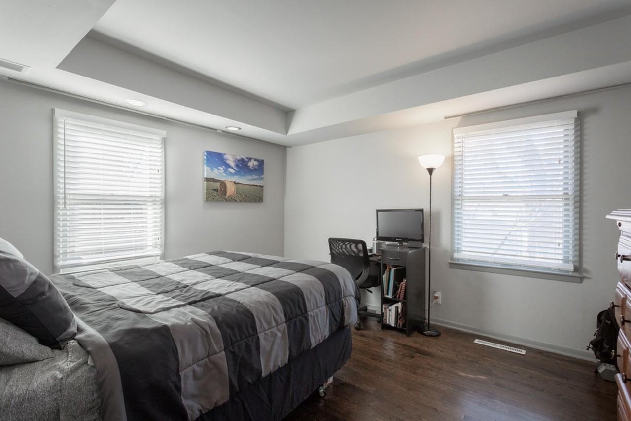 Timeless Prairie Village home with mid-century charm - Photo 5 of 8