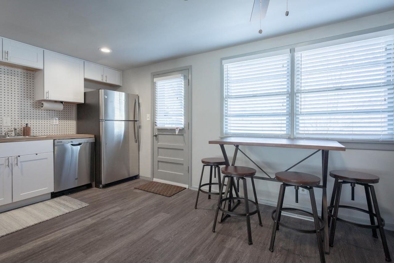 Timeless Prairie Village home with mid-century charm - Photo 3 of 8