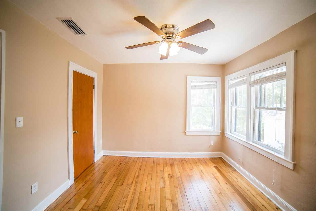 1017B Sw 2nd Pl - Photo 2 of 16