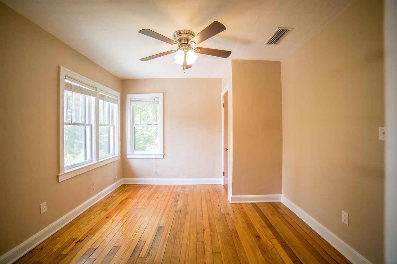 1017B Sw 2nd Pl - Photo 2 of 16