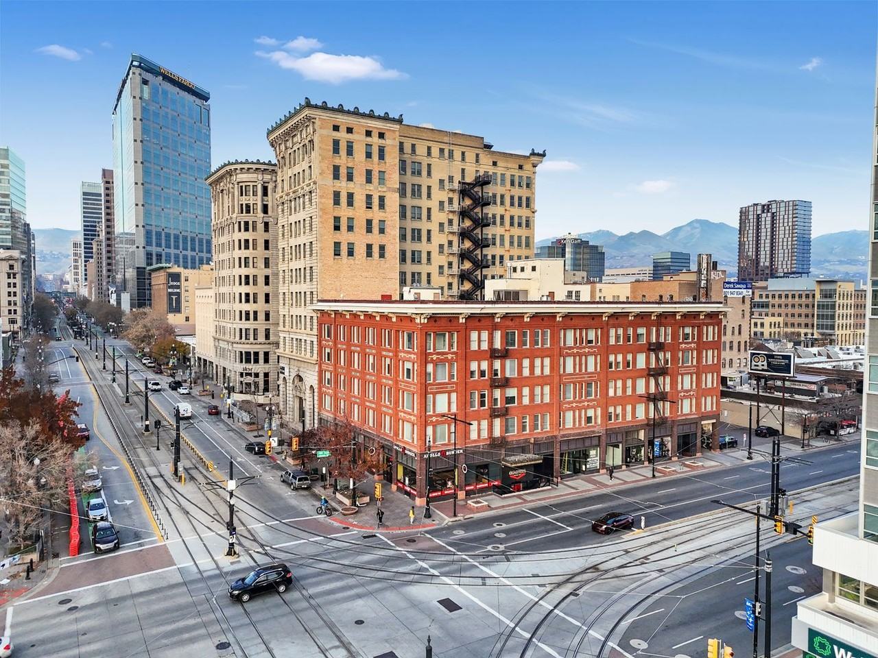 New Grand Apartments - Photo 6 of 44