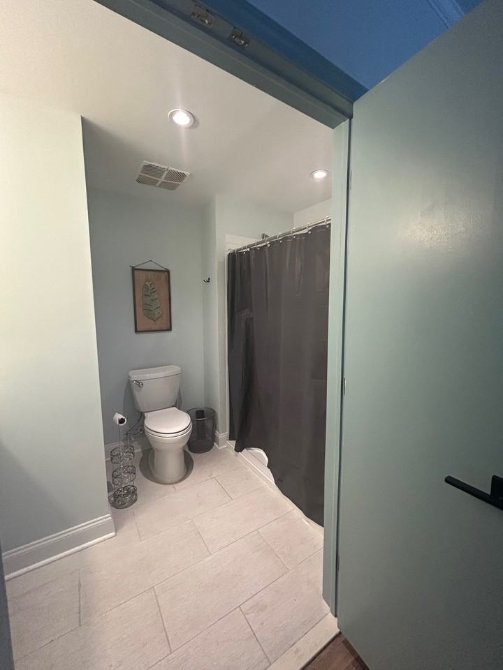 300 Laurel St #2 - Photo 6 of 19