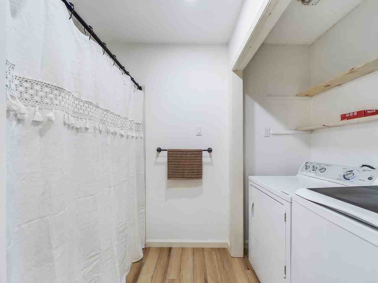 100 Teal Ln - Photo 7 of 11