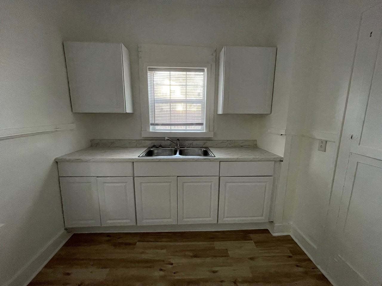 1623 Interstatefrontage Road #1 - Photo 3 of 7