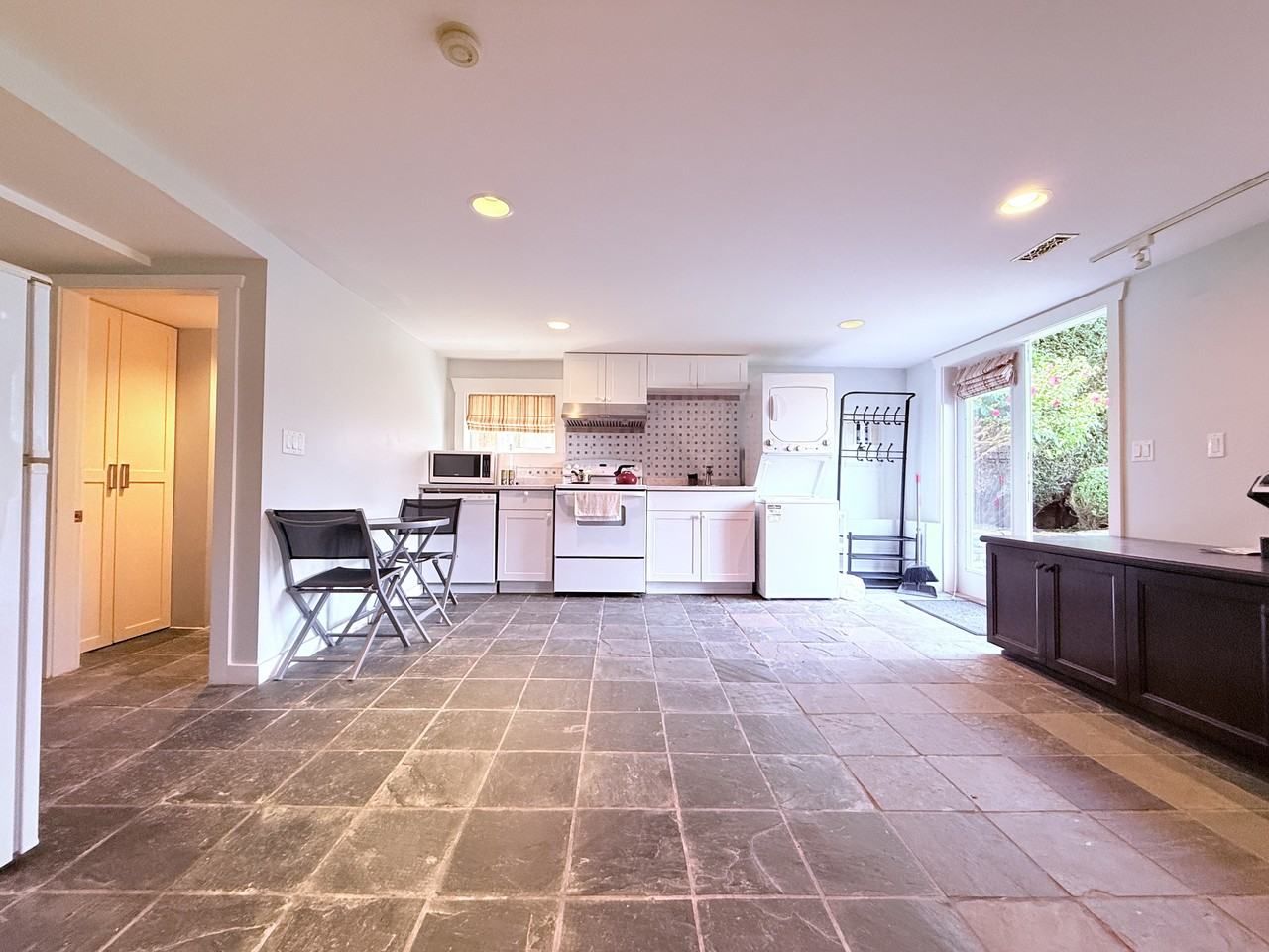 3827 West 15th Avenue - Photo 3 of 11