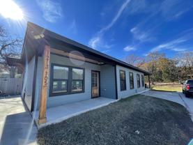 1213 Oak Dr #105 - Photo 1 of 1