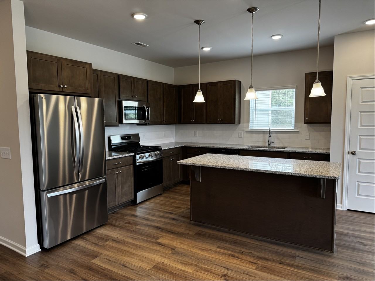 5168 Pintail Dr - Photo 3 of 11