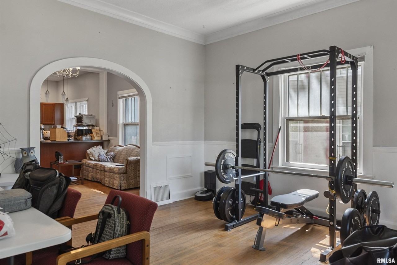 1214 W Monroe St - Photo 7 of 15