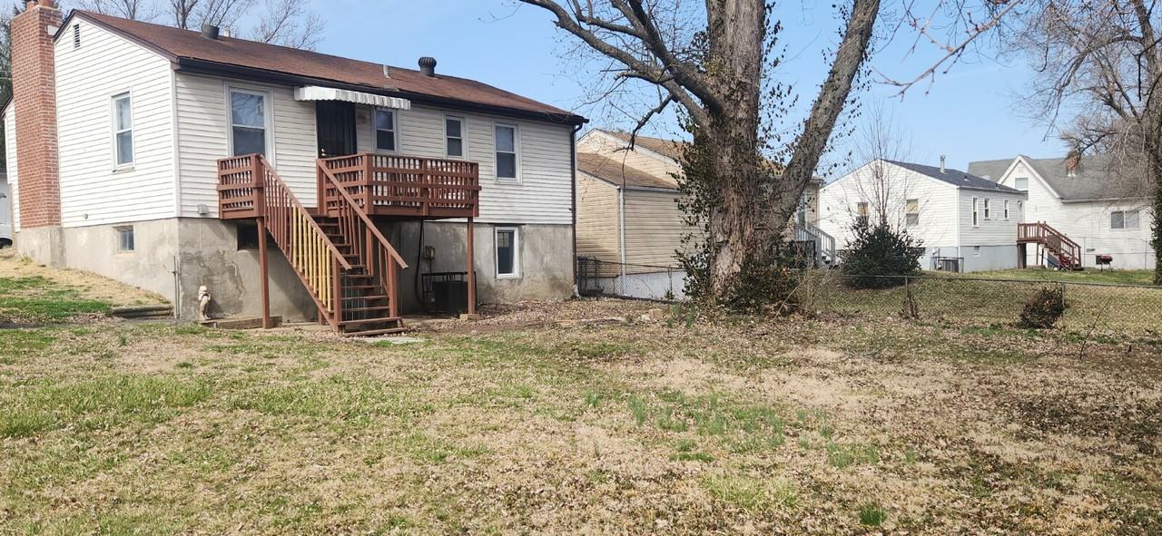 6122 Jackson Ave - Photo 2 of 20