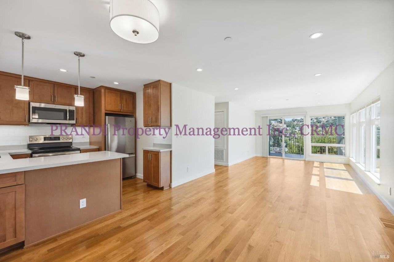 25 Bayo Vista Way - Photo 2 of 16