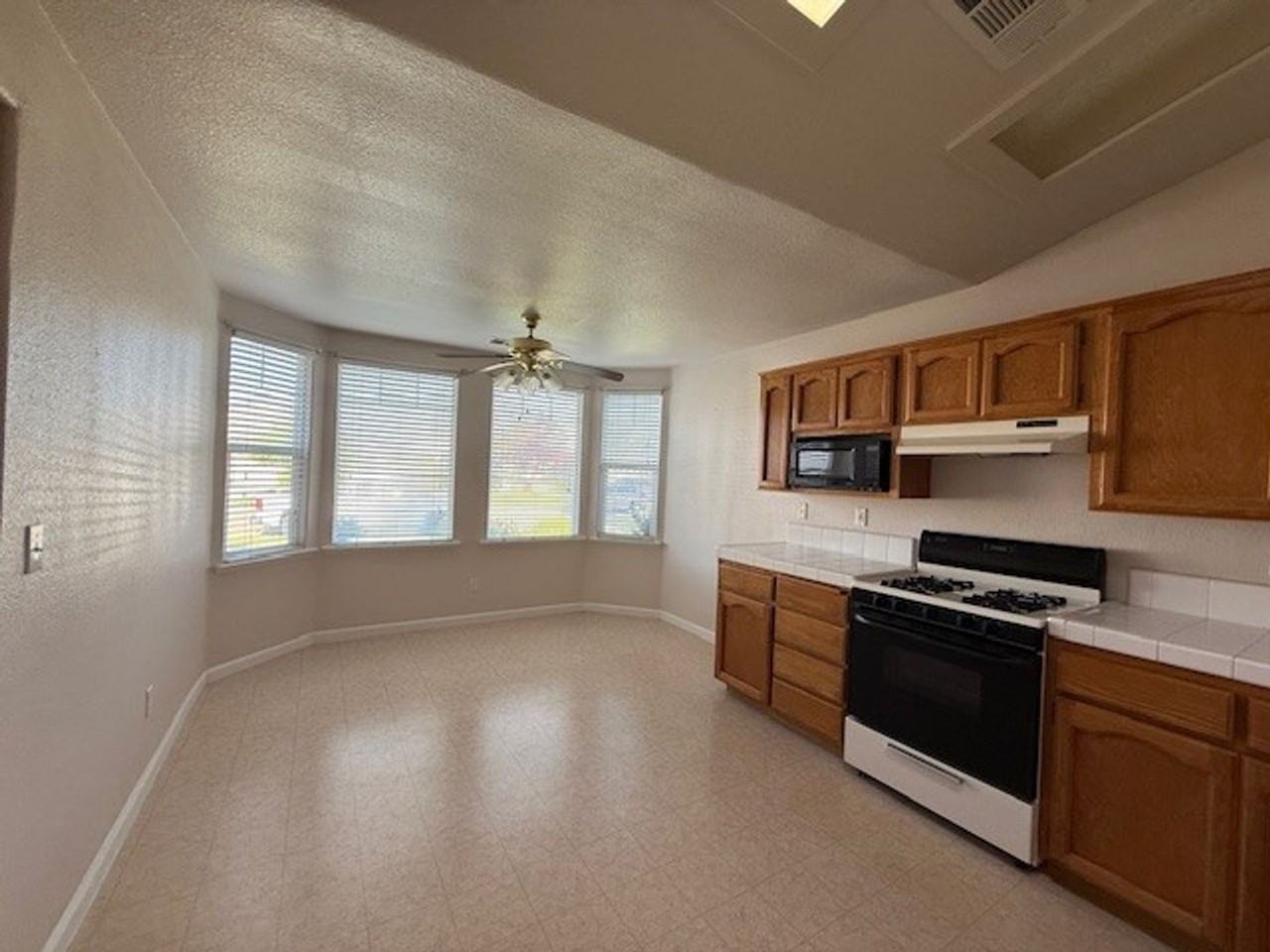 2846 S Terra Linda St - Photo 4 of 12