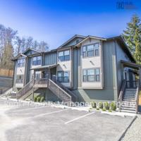 featured image of 300 Larson St W