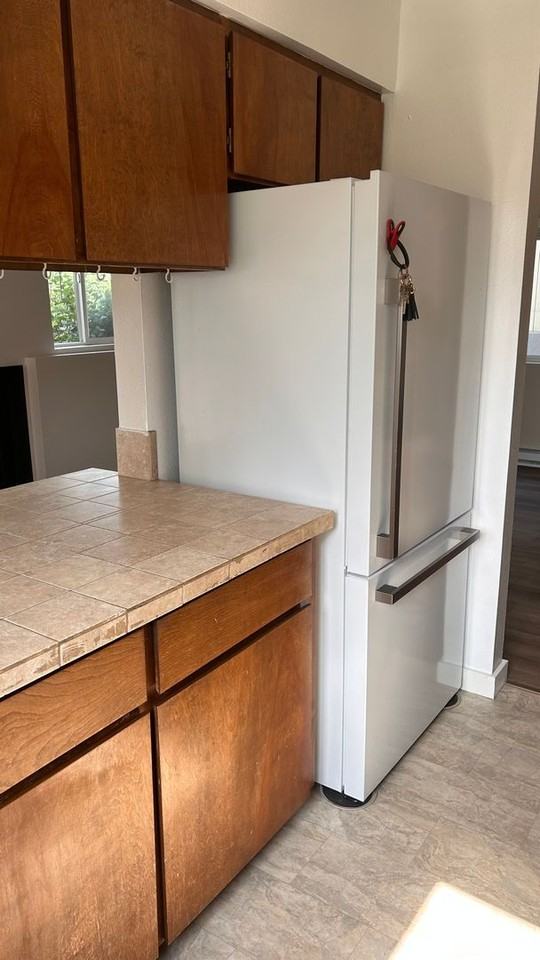 8205 N Ridgewood Dr #2 - Photo 7 of 46