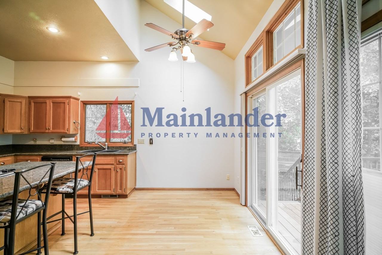 3480 Devonshire Dr - Photo 7 of 39