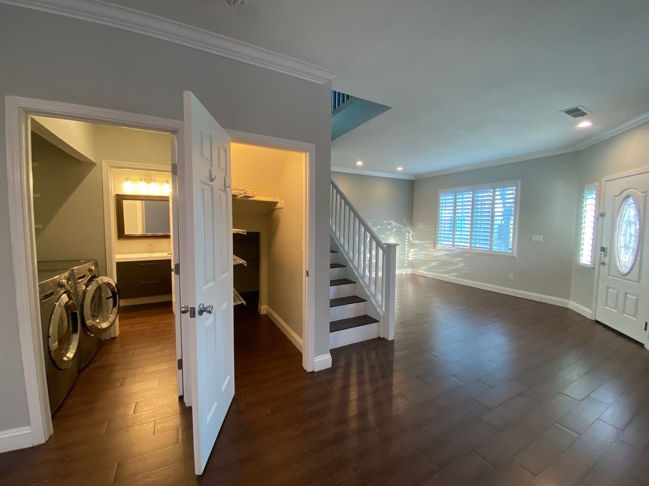 8940 Cypress View Way - Photo 5 of 25