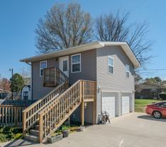 8805 Farmington Dr - Photo 1 of 1