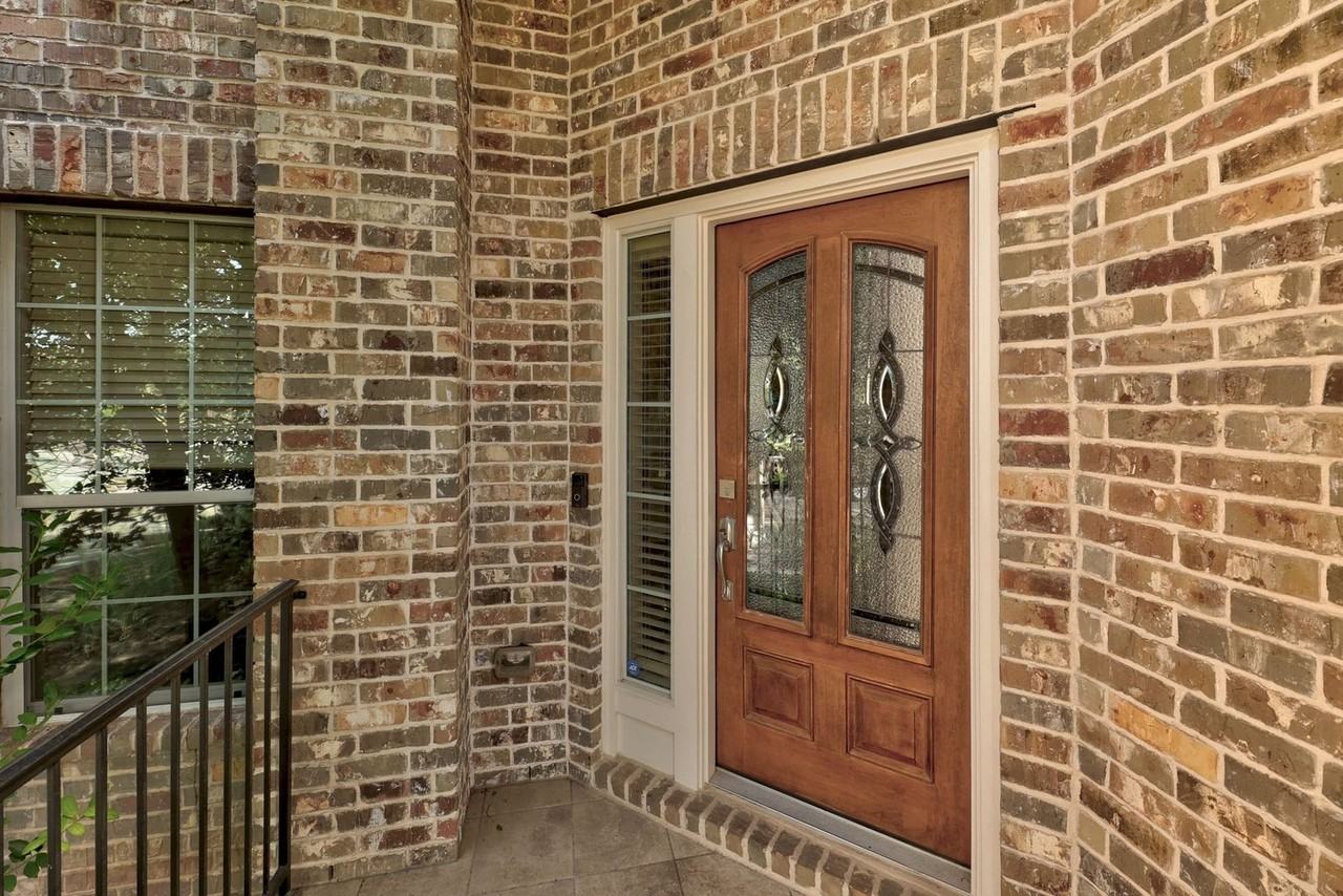 1111 Ritter Dr - Photo 4 of 40