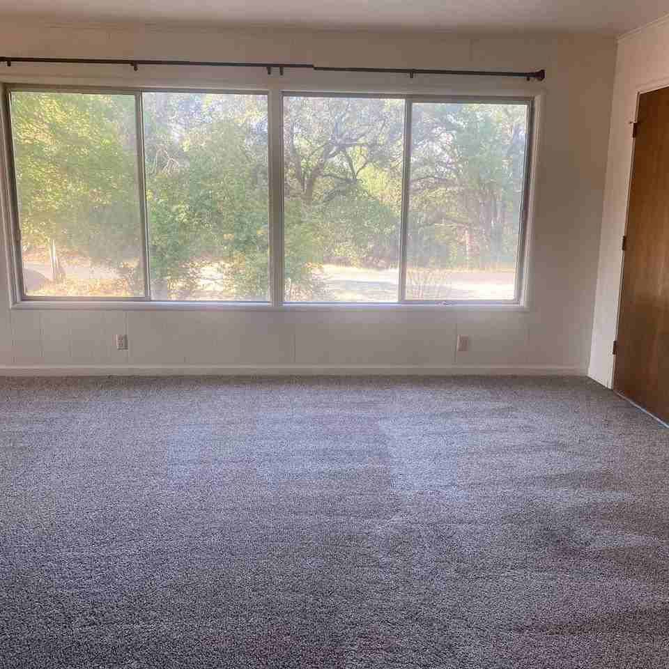 16243 Wards Ferry Rd - Photo 2 of 19