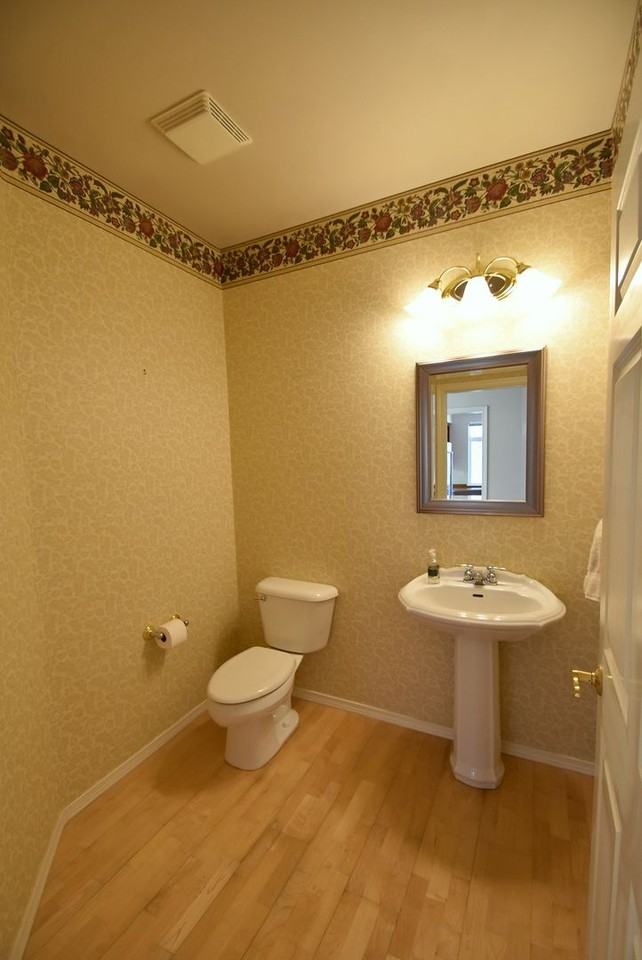 22562 Se 45th St - Photo 6 of 26