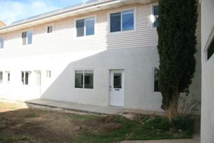 1060 N Louis St - Photo 1 of 1