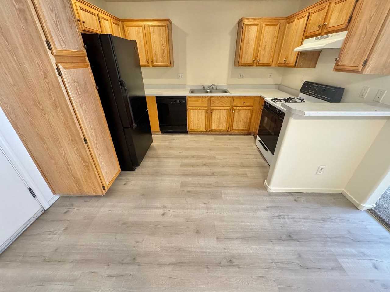 4079 Halfmoon Bay Dr #407 - Photo 3 of 26