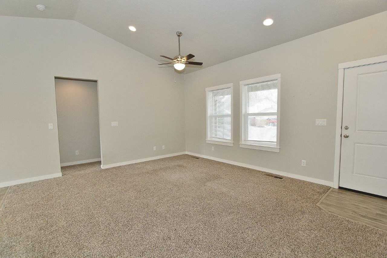 302 Rio Grande Ct - Photo 4 of 24