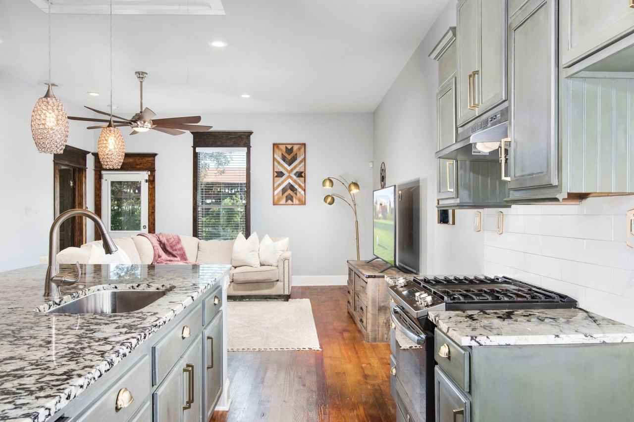 122 Vitra Pl - Photo 5 of 24