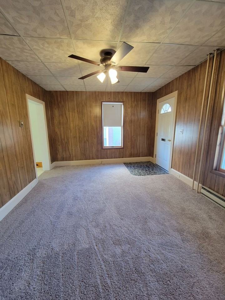 116 E 5th St - Photo 3 of 12