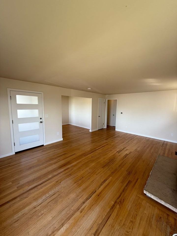 5603 Sw Winthrop St - Photo 3 of 31