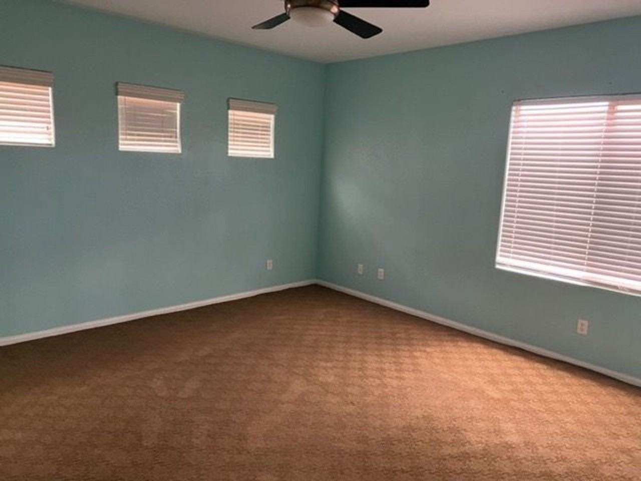 10563 Beech Creek St - Photo 2 of 26