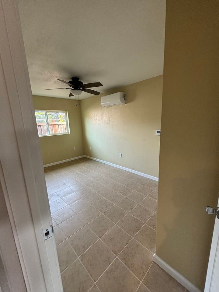 691 Welburn Ave - Photo 6 of 12