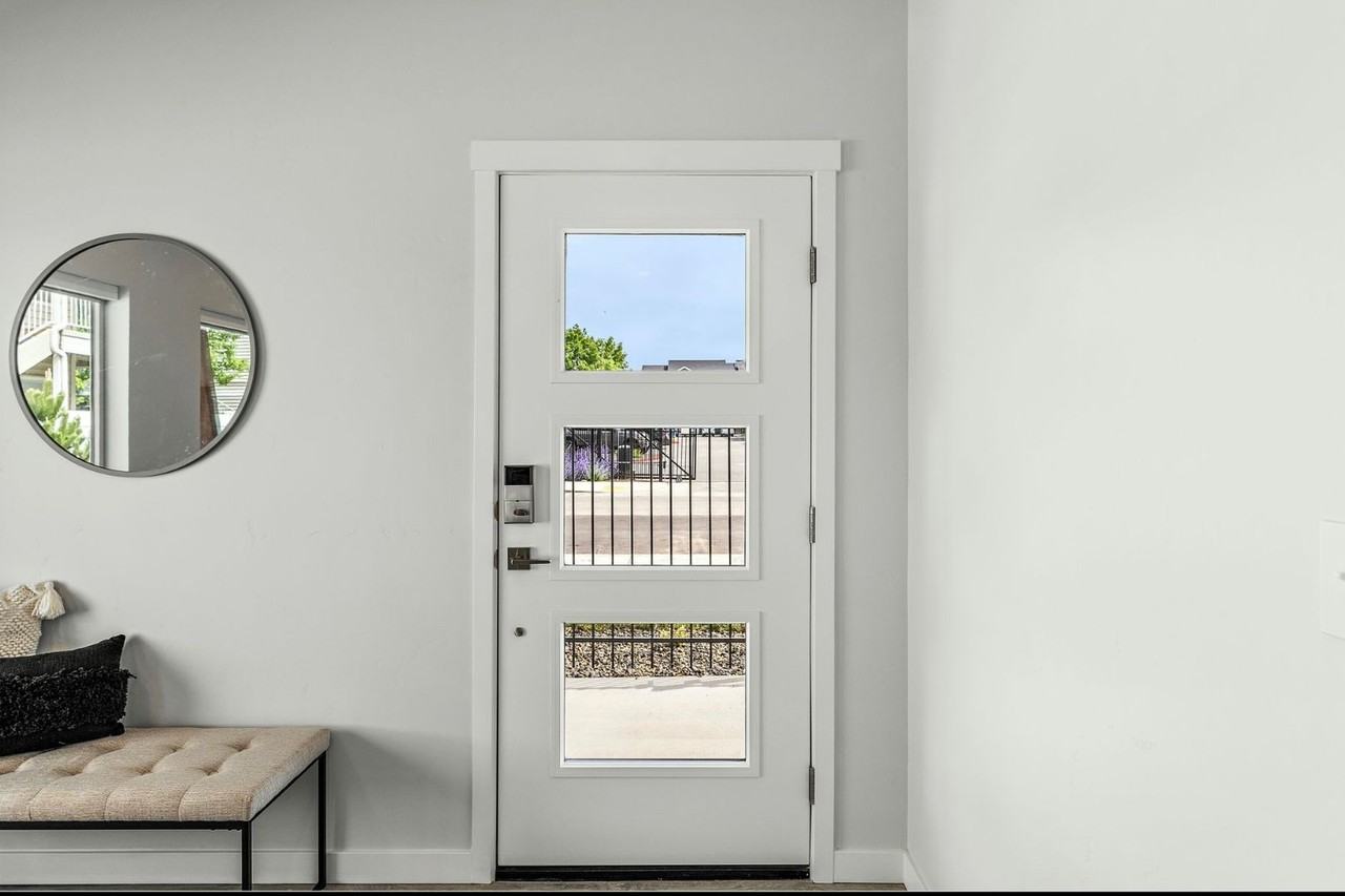 8965 W Irving St - Photo 7 of 50