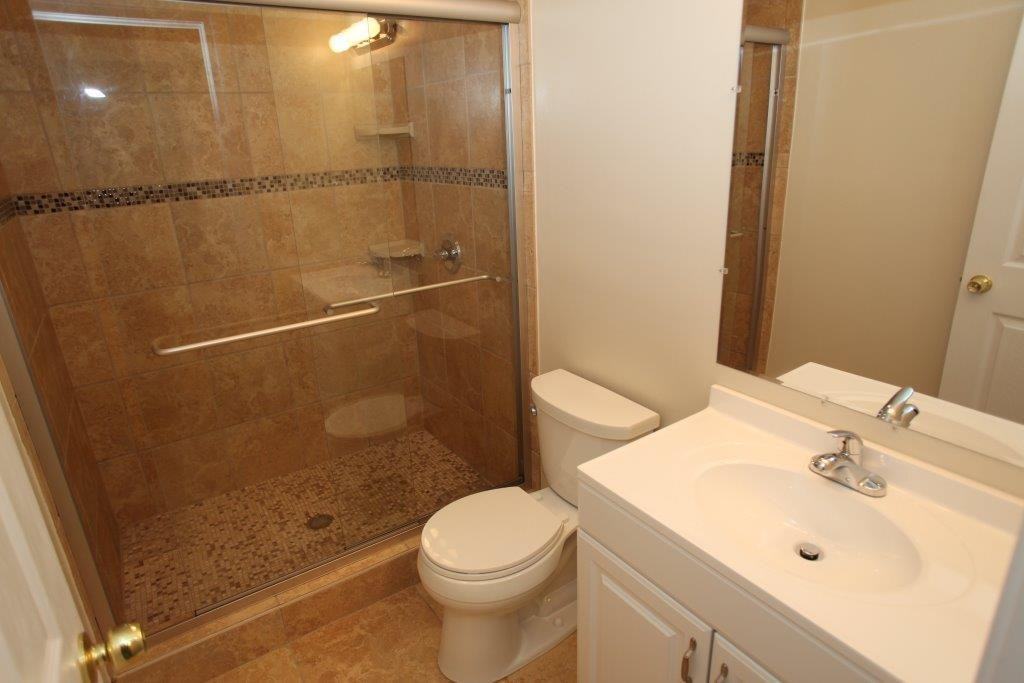 1837 Lusby Pl - Photo 3 of 20