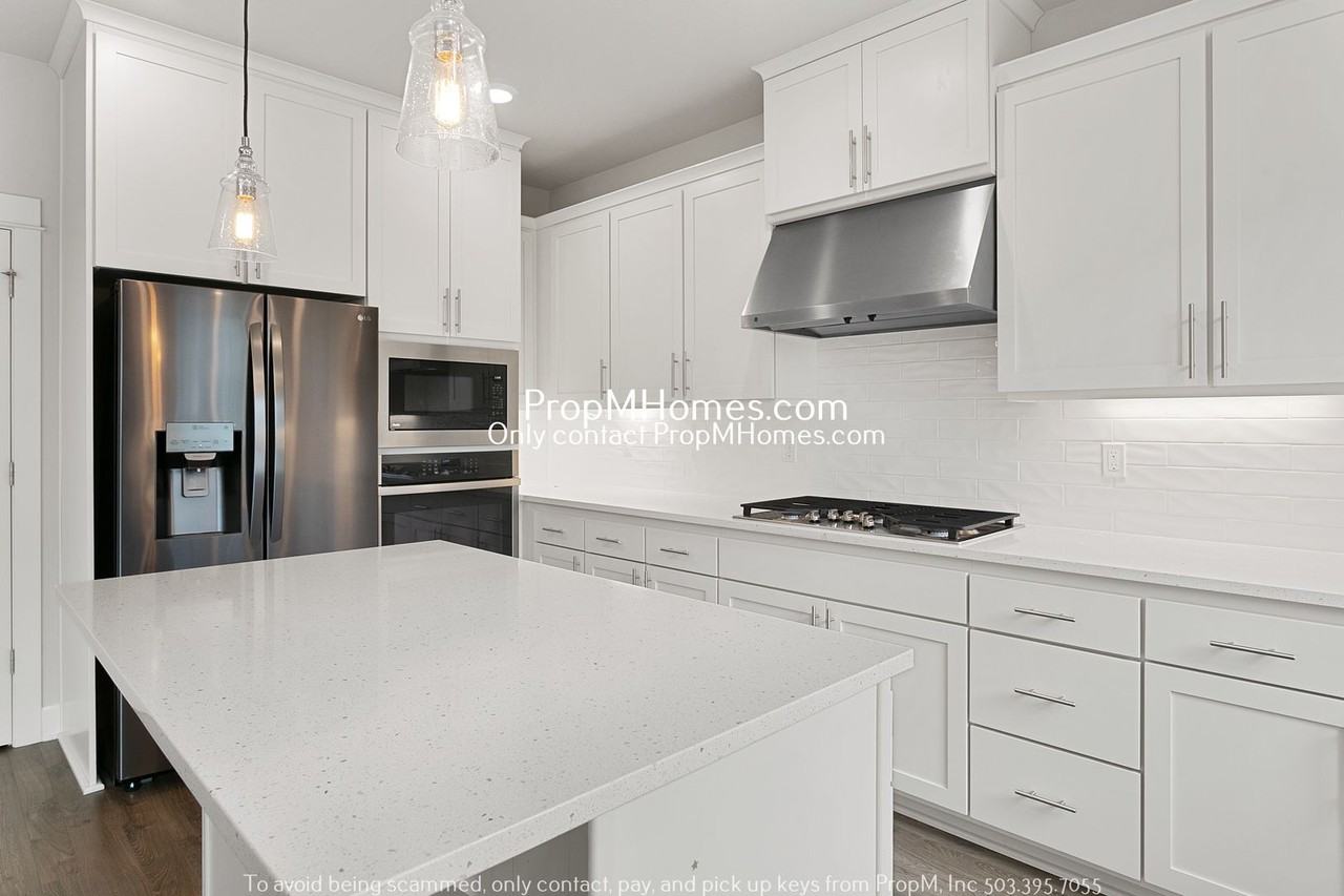 17316 Sw Harrier Ln - Photo 5 of 28